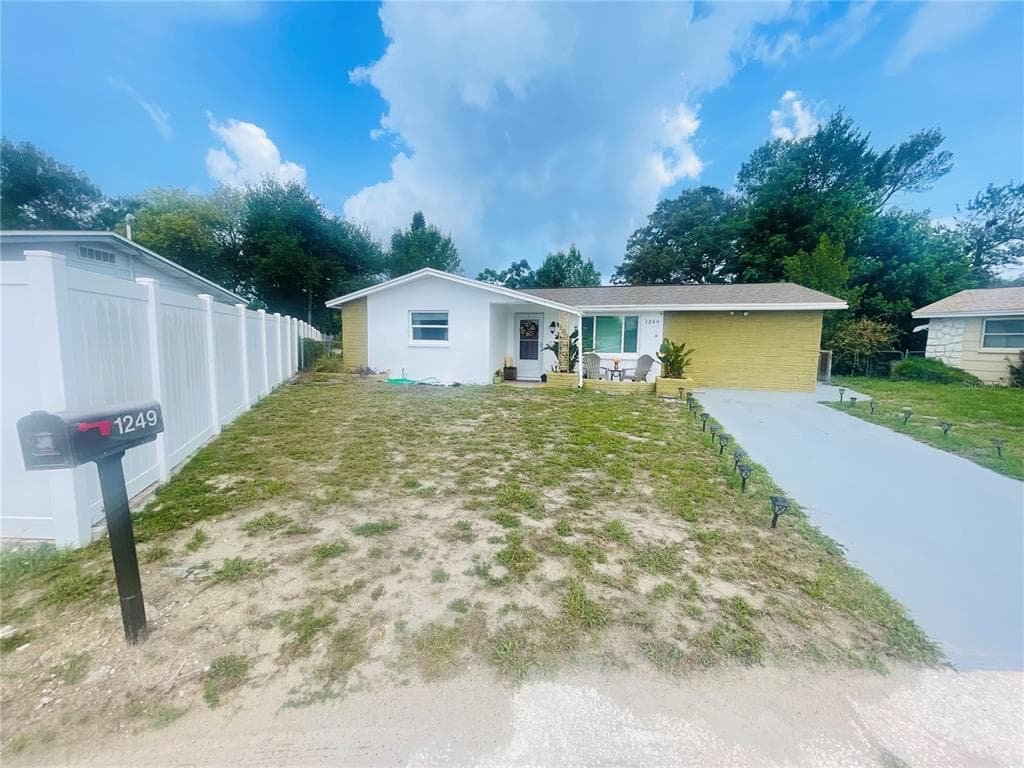 1249 ASH COURT HOLIDAY, FL 34690