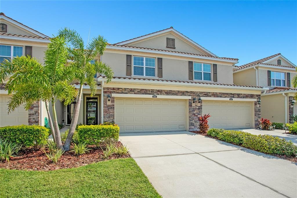 605 52ND TERRACE N ST PETERSBURG, FL 33703