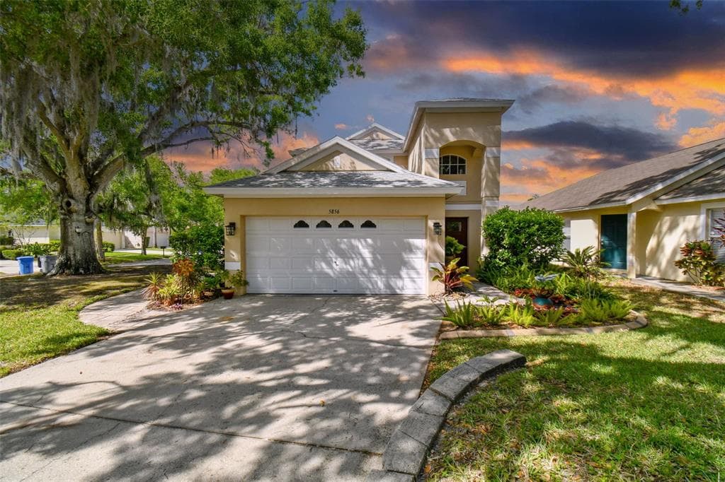 5856 WRENWATER DRIVE LITHIA, FL 33547