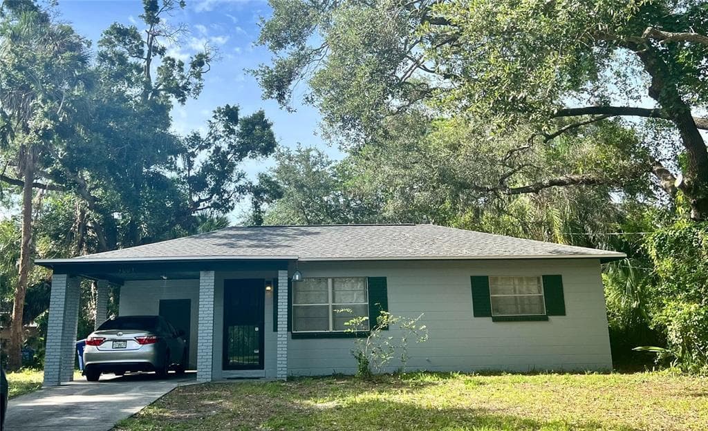 3003 W NAPOLEON AVENUE TAMPA, FL 33611