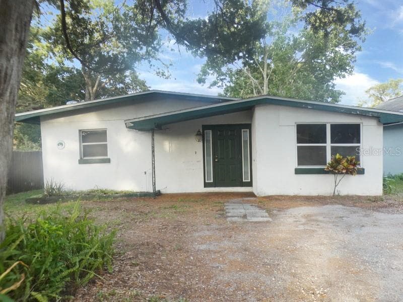 262 5TH STREET NW LARGO, FL 33770