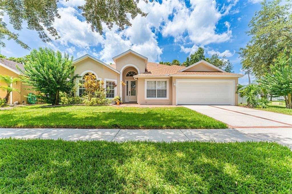 8505 KINGS RAIL WAY TAMPA, FL 33647