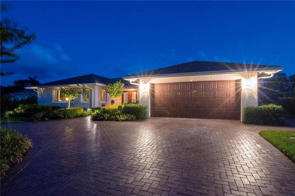 1800 72ND AVENUE NE ST PETERSBURG, FL 33702