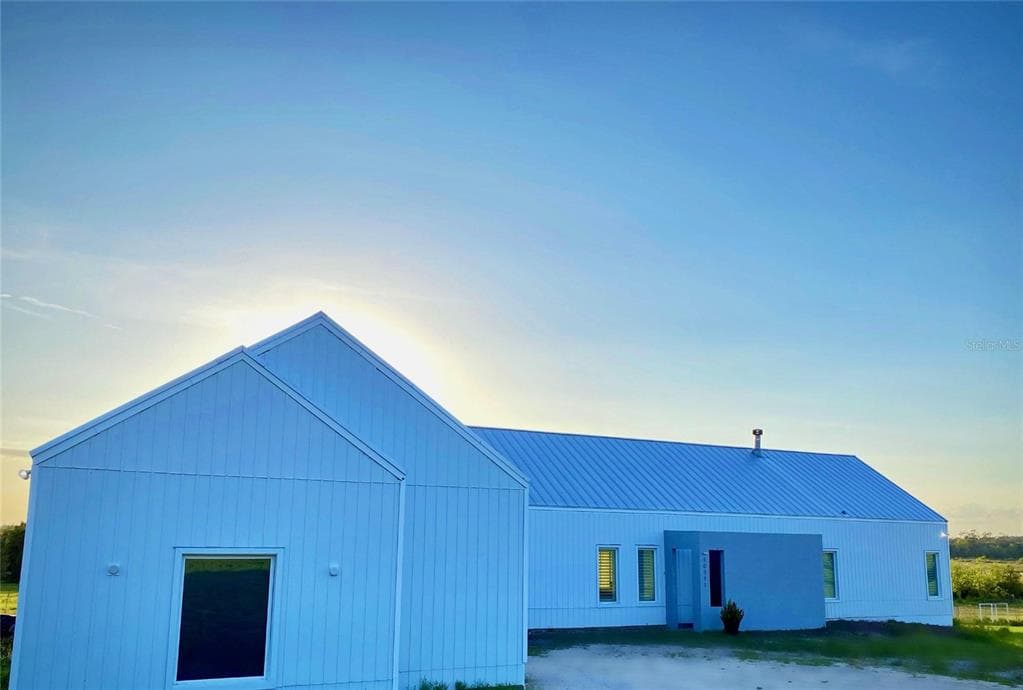 10711 COUNTY ROAD 561