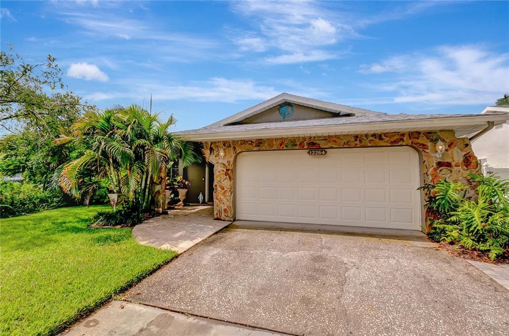 12264 92ND TERRACE SEMINOLE, FL 33772