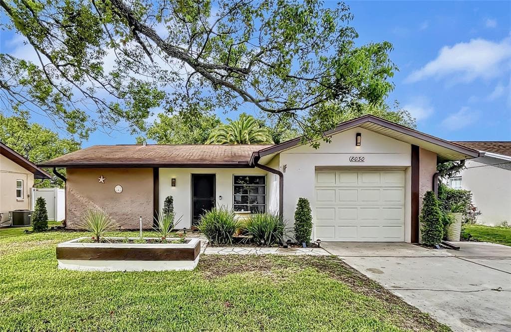 8030 PEQUENA DRIVE PORT RICHEY, FL 34668