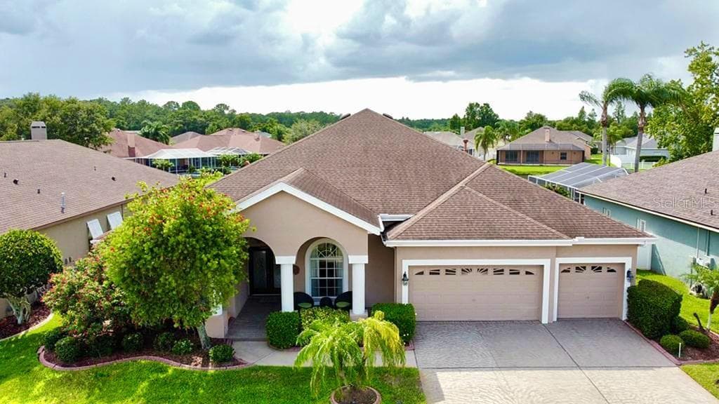 1323 HIGHWOOD PLACE