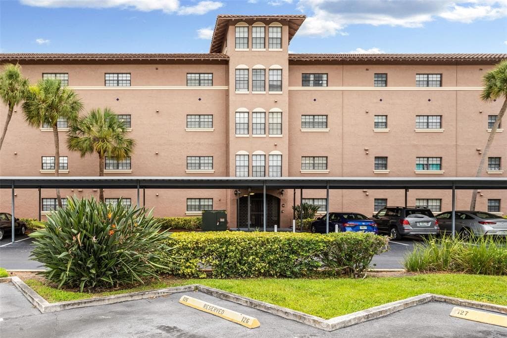 6100 GULFPORT BOULEVARD S UNIT 316 GULFPORT, FL 33707