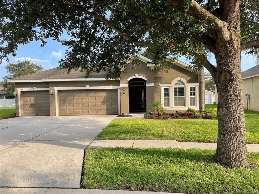 1511 RHODESWELL LANE DOVER, FL 33527