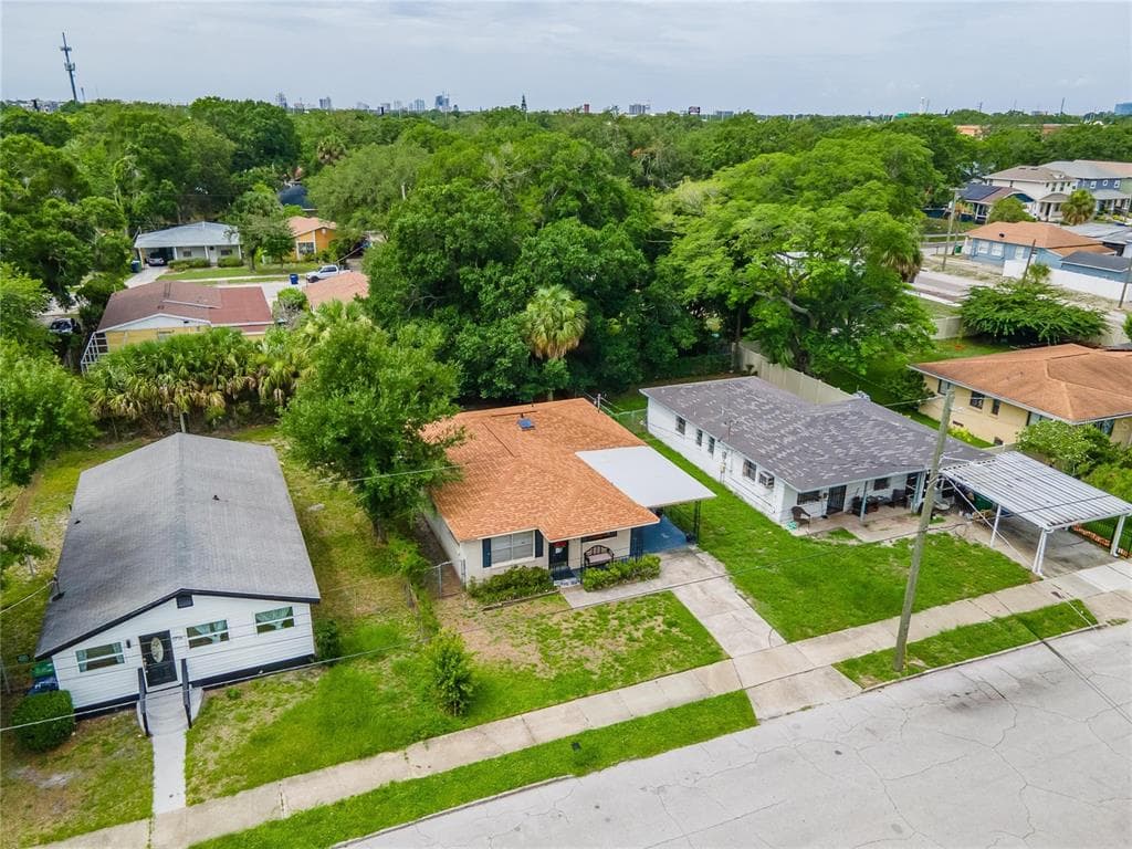1718 W PALMETTO STREET TAMPA, FL 33607