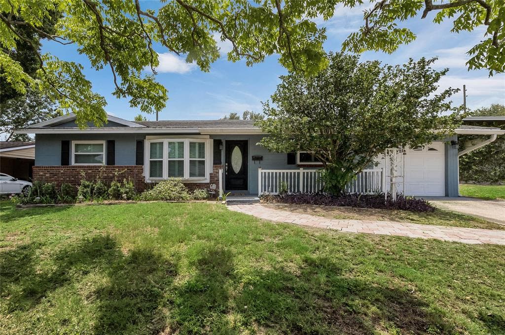 2800 HARRIET DRIVE ORLANDO, FL 32812