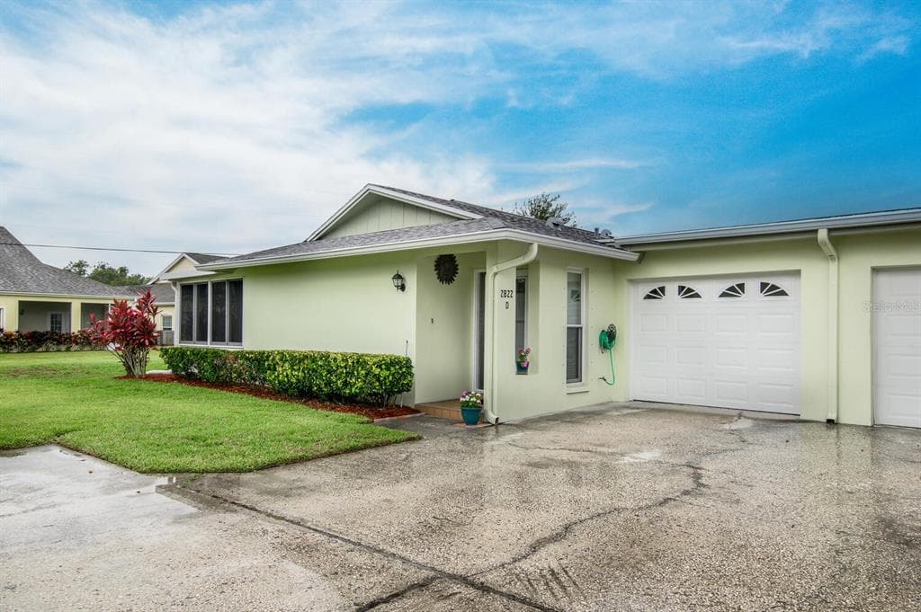 2822 SHERBROOKE LANE UNIT D PALM HARBOR, FL 34684
