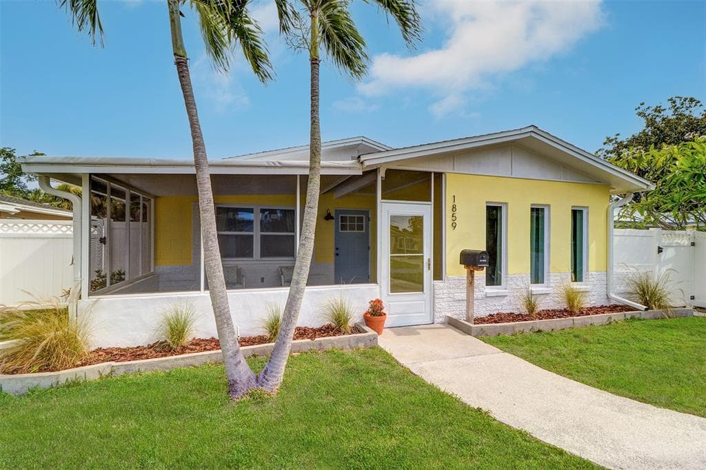 1859 MARYLAND AVENUE NE ST PETERSBURG, FL 33703