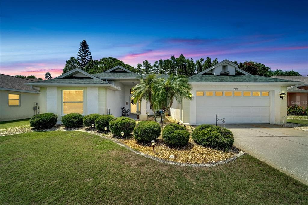 2208 W DEL WEBB BOULEVARD SUN CITY CENTER, FL 33573