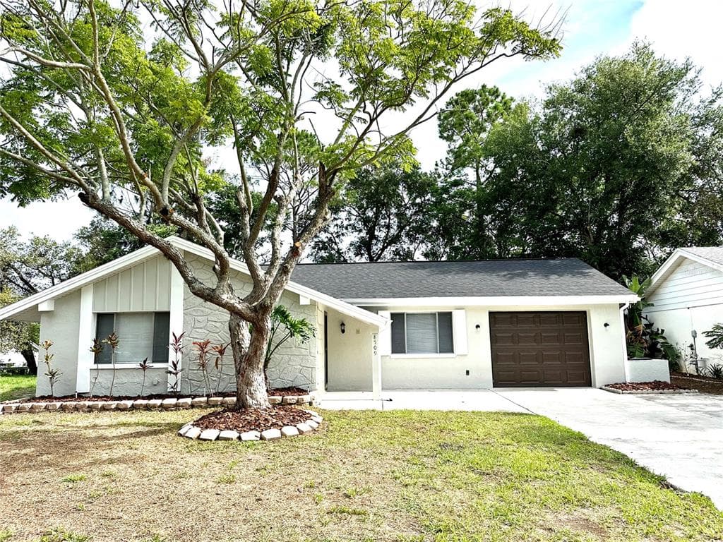 8509 MILL CREEK LANE HUDSON, FL 34667