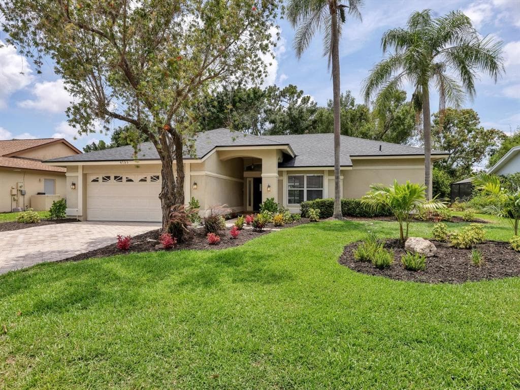4733 MEADOWVIEW CIRCLE SARASOTA, FL 34233
