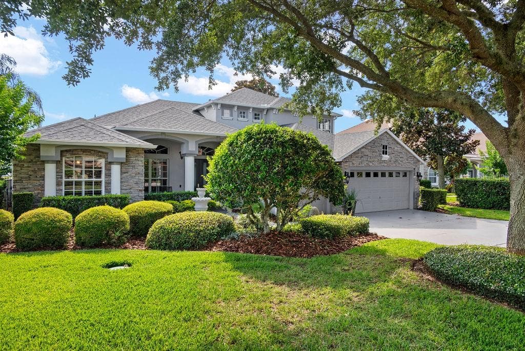 913 JOHNS POINT DRIVE OAKLAND, FL 34787