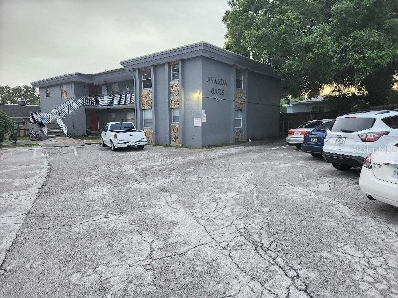 308 AVANDA COURT CLEARWATER, FL 33756