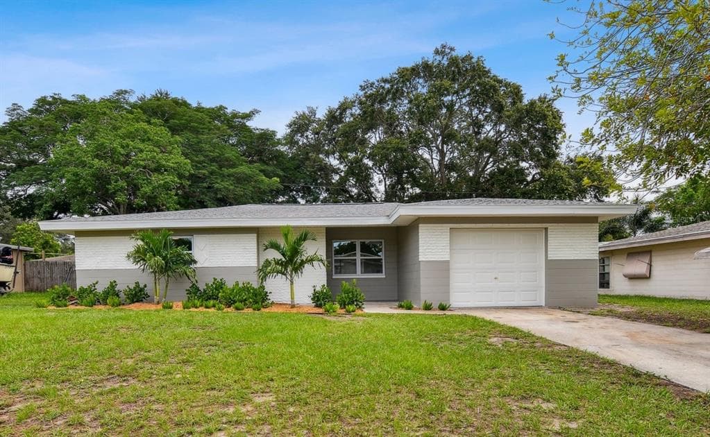11345 113TH AVENUE SEMINOLE, FL 33778