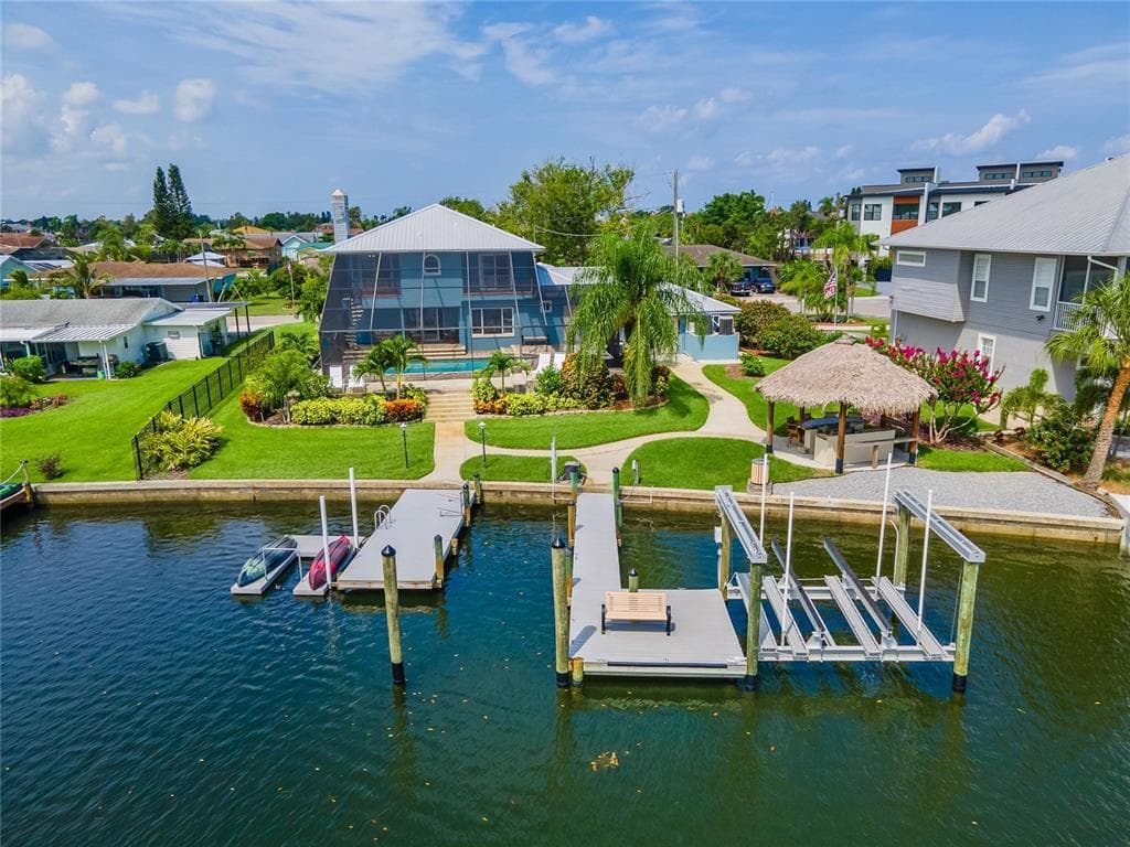 757 GRAN KAYMEN WAY APOLLO BEACH, FL 33572