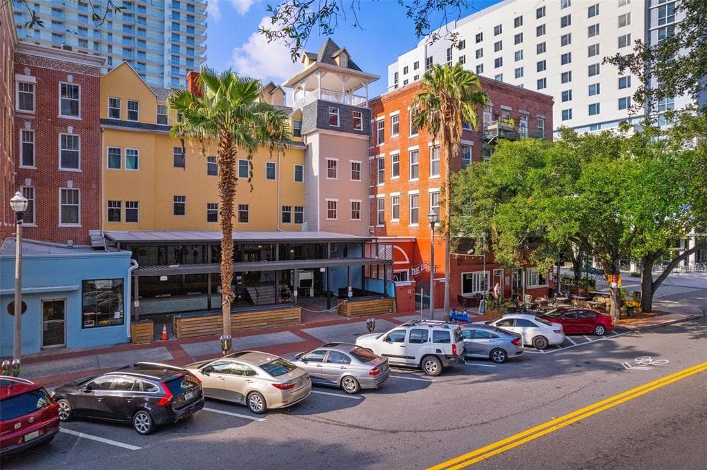 215 CENTRAL AVENUE UNIT 2G ST PETERSBURG, FL 33701