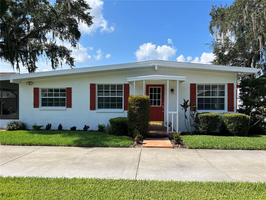 16616 LAKESHORE ROAD TAMPA, FL 33624