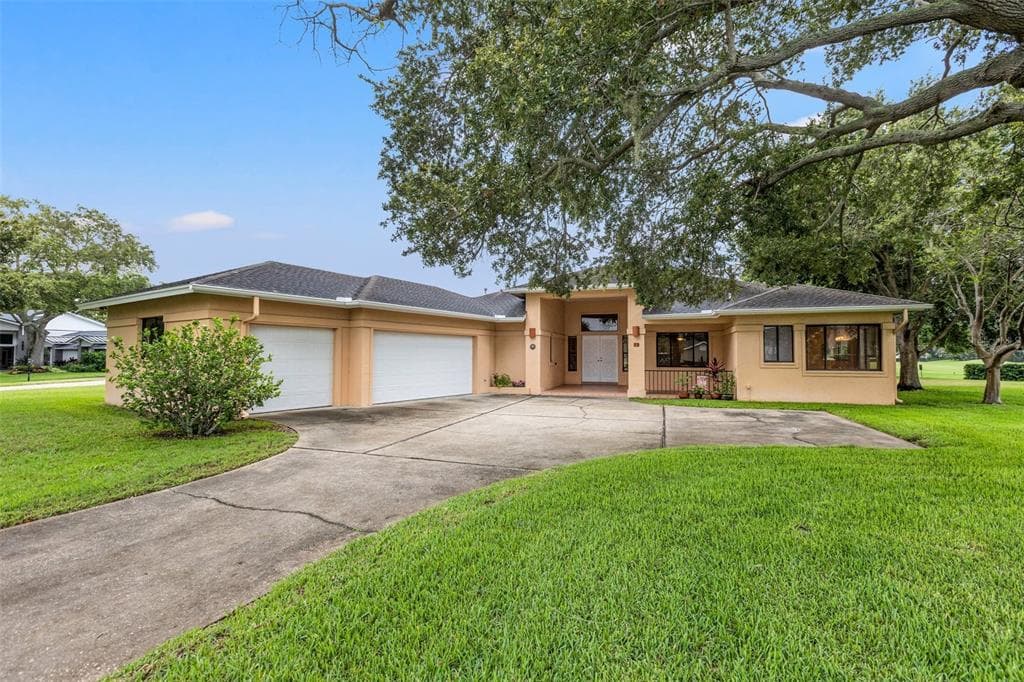19 HIBISCUS ROAD BELLEAIR, FL 33756