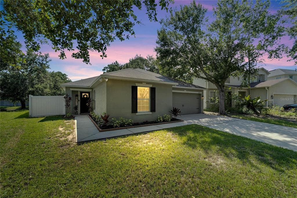 6610 WATERTON DRIVE RIVERVIEW, FL 33578