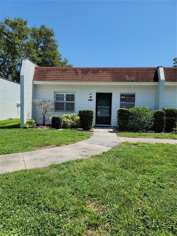 13850 OAKWOOD LANE SEMINOLE, FL 33776