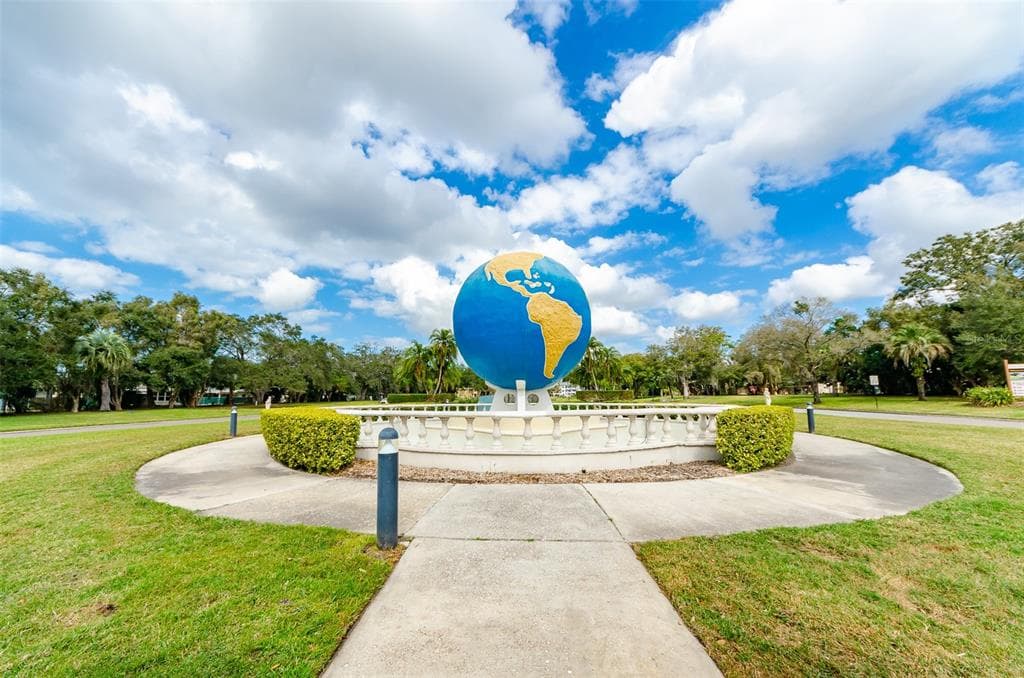 2257 WORLD PARKWAY BOULEVARD W UNIT 39 CLEARWATER, FL 33763