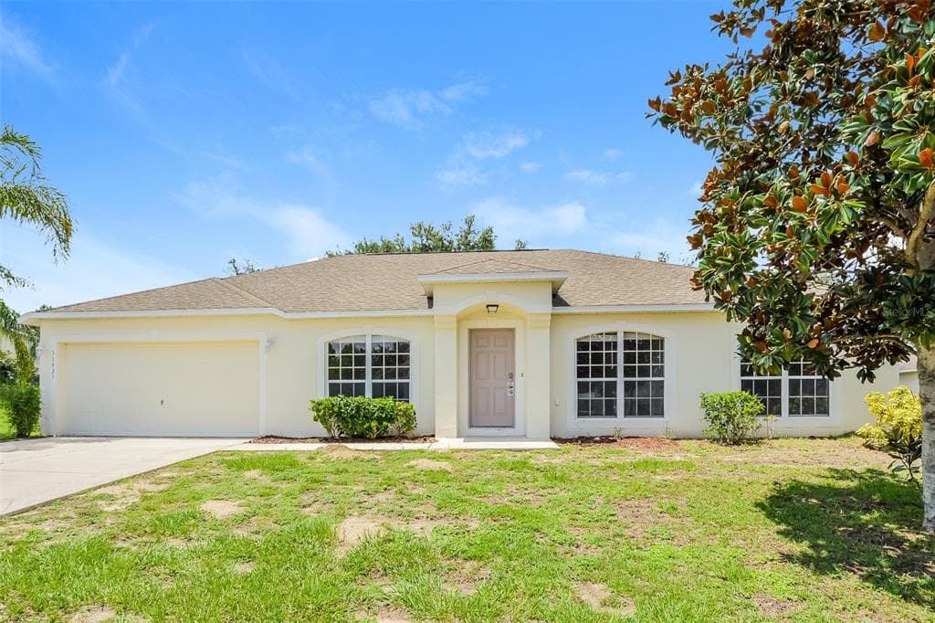 31821 SUNPARK CIRCLE LEESBURG, FL 34748