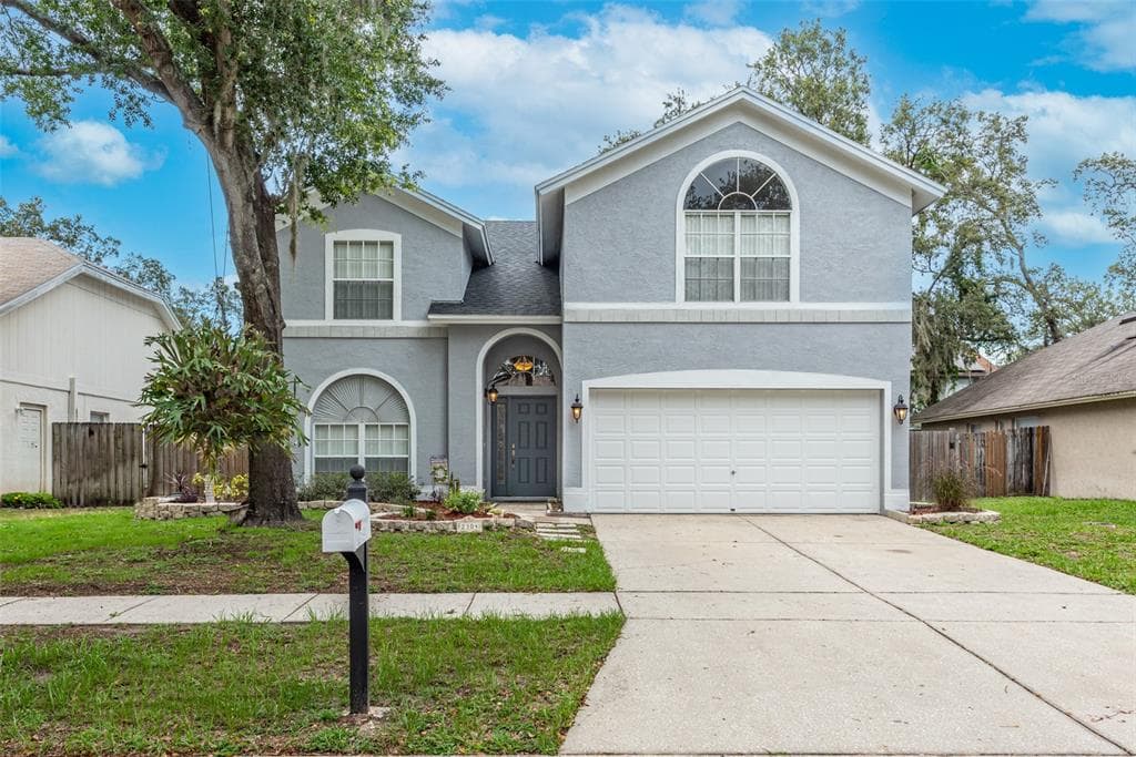 2304 LYNCREST COURT VALRICO, FL 33596