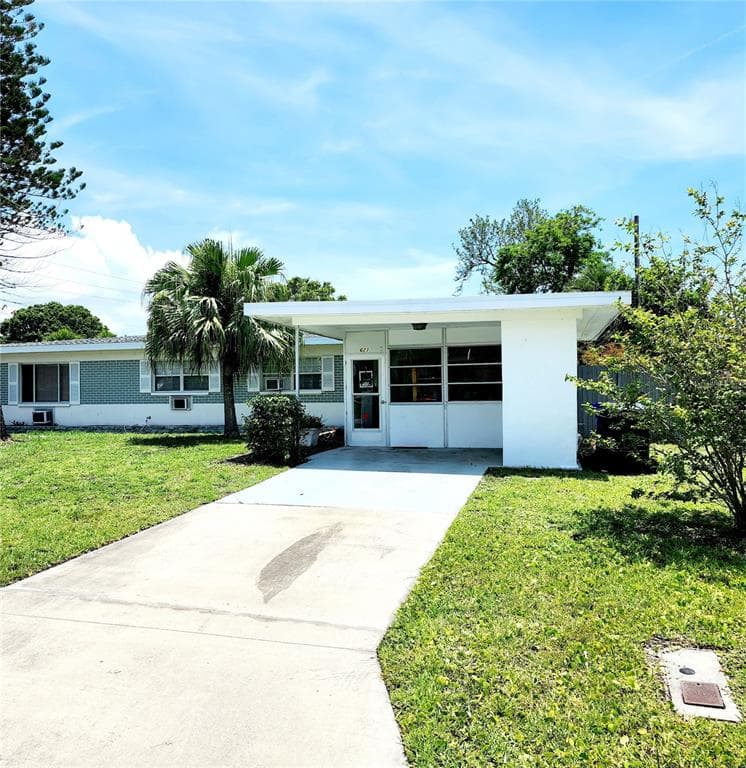 621 BAYWOOD DRIVE N DUNEDIN, FL 34698