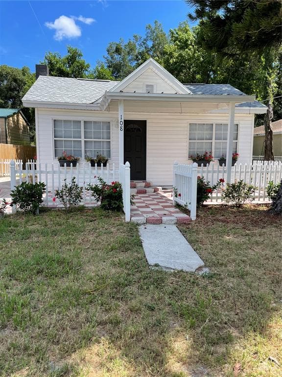 108 E 130TH AVENUE TAMPA, FL 33612