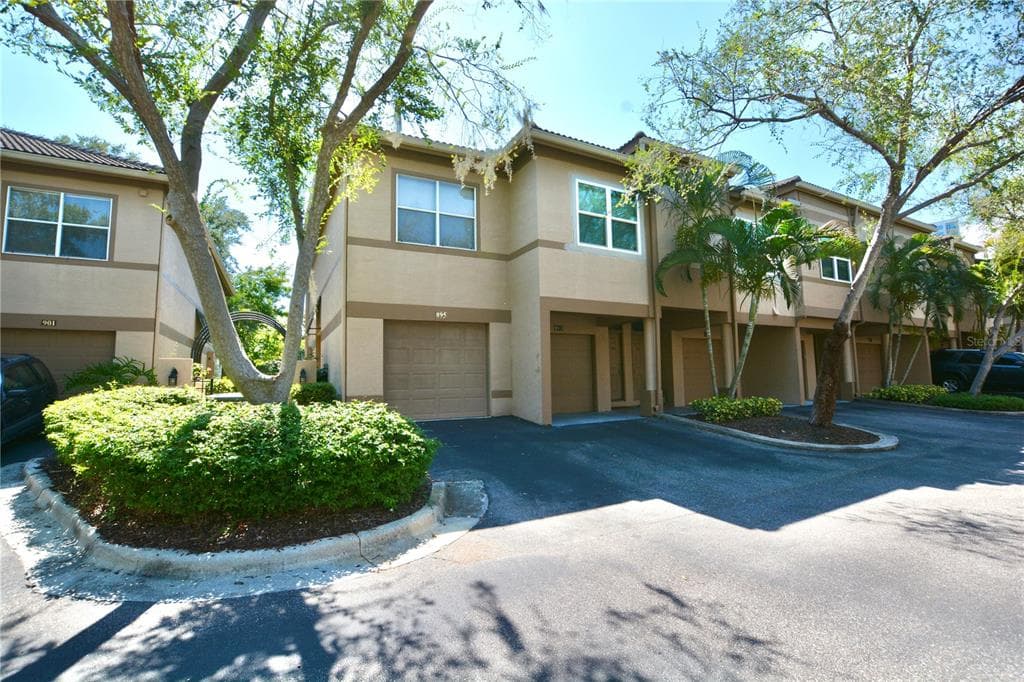 895 NORMANDY TRACE ROAD TAMPA, FL 33602