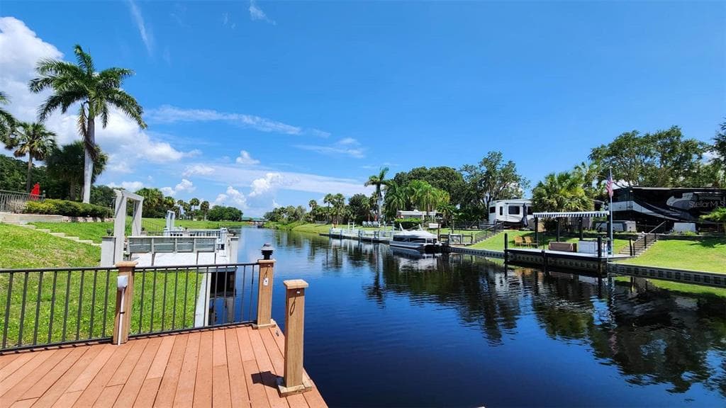 429 WATERWAY DRIVE LAKE WALES, FL 33898