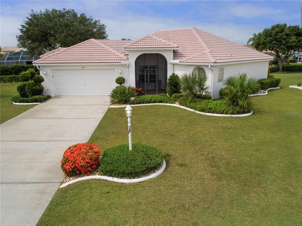1945 S PEBBLE BEACH BOULEVARD UNIT 26 SUN CITY CENTER, FL 33573