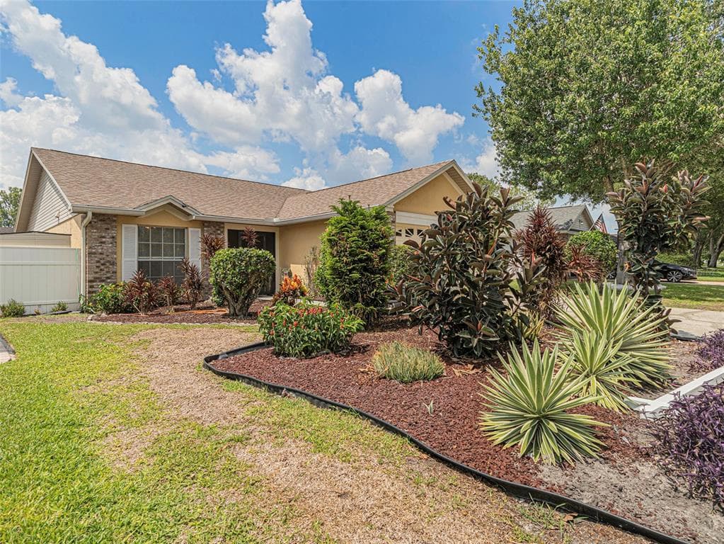 4935 CYPRESS TRACE DRIVE TAMPA, FL 33624
