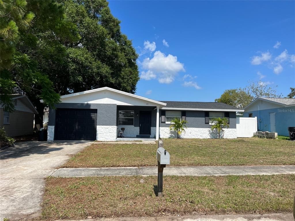 1411 COPPERTREE DRIVE TARPON SPRINGS, FL 34689
