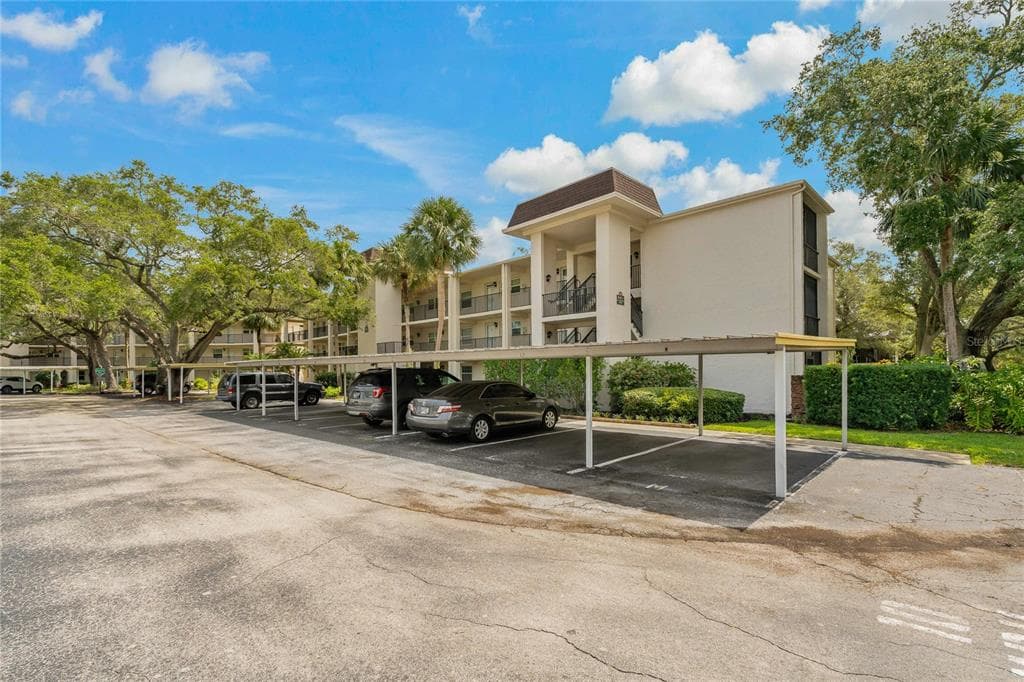 870 VIRGINIA STREET UNIT 116 DUNEDIN, FL 34698