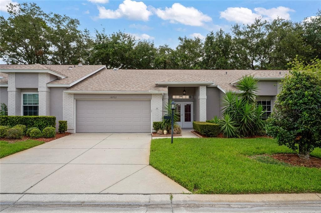 18732 SUMMERSONG DRIVE HUDSON, FL 34667