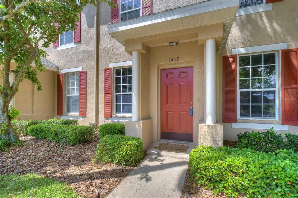 1417 SEDGWICK DRIVE WESLEY CHAPEL, FL 33543