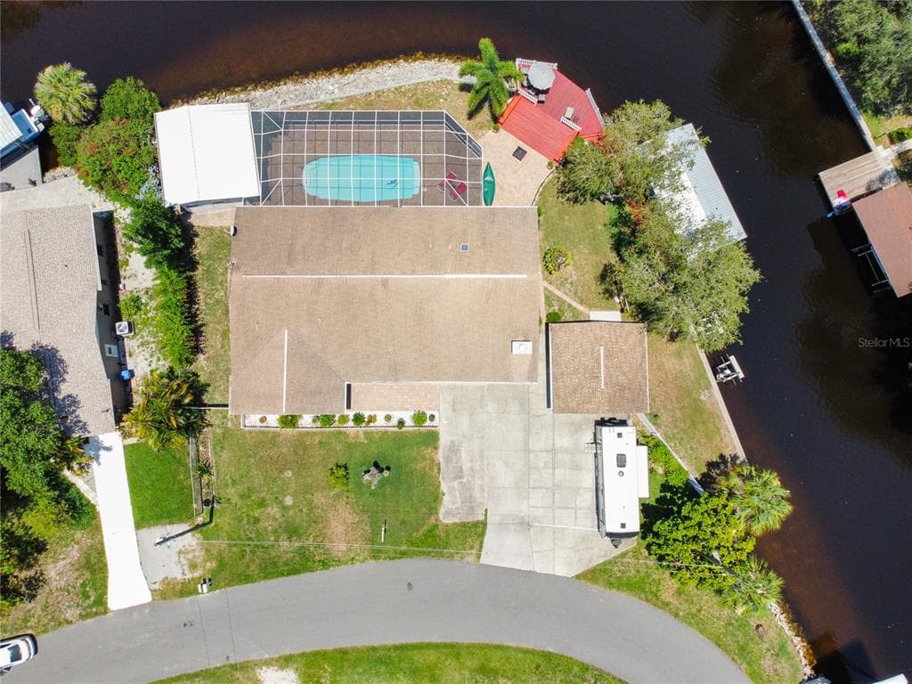 309 CARLYLE BOULEVARD RUSKIN, FL 33570