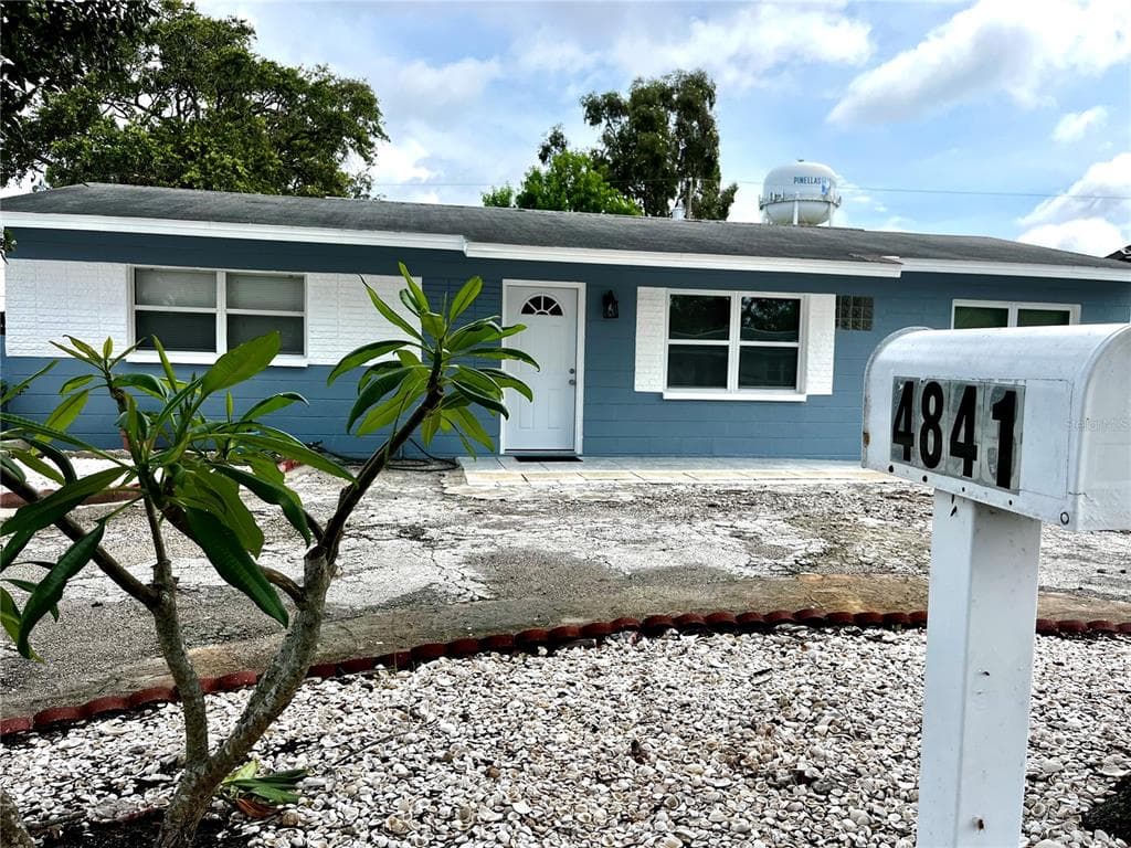 4841 84TH TERRACE N PINELLAS PARK, FL 33781