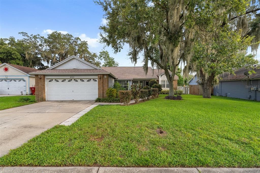 4113 THACKERY WAY PLANT CITY, FL 33566