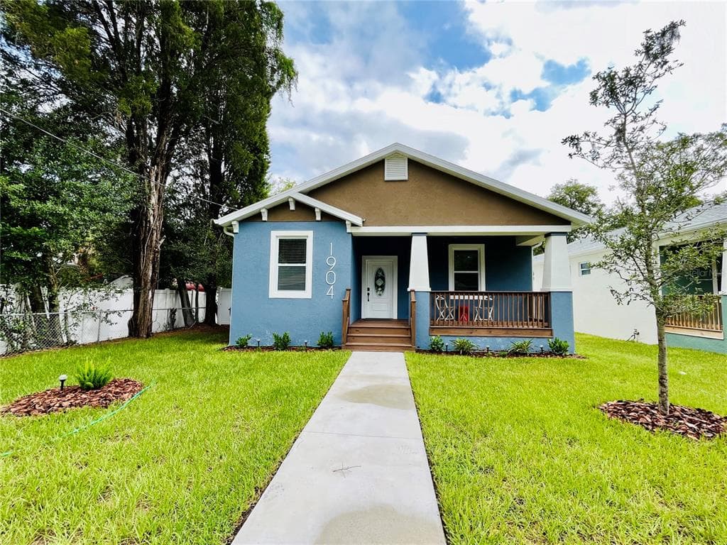 1904 E PARIS STREET TAMPA, FL 33610