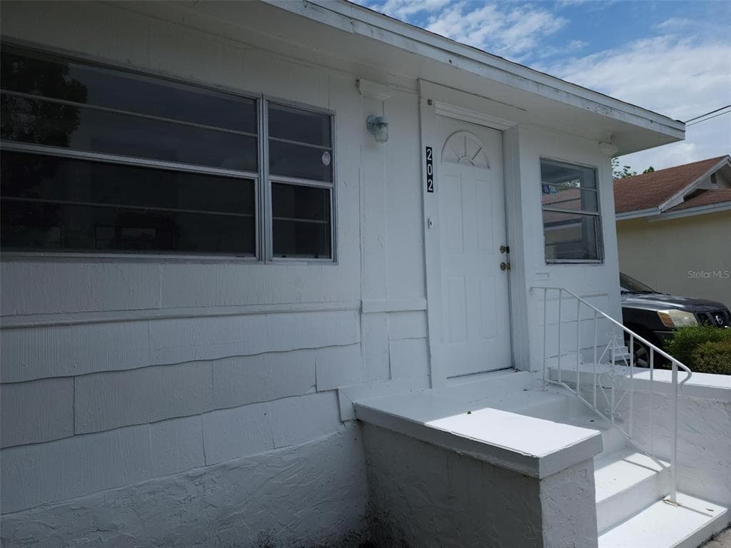 202 W 9TH STREET LAKELAND, FL 33805