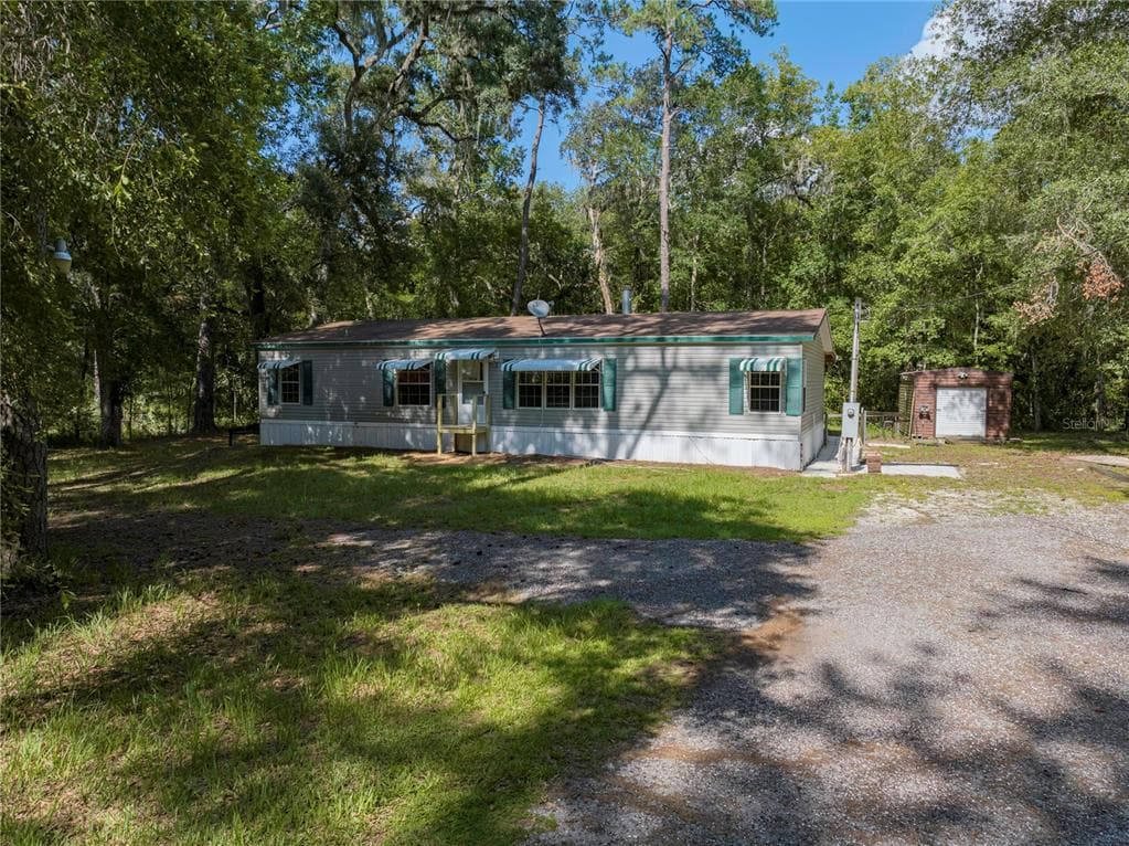 7018 HILTON DRIVE BROOKSVILLE, FL 34601
