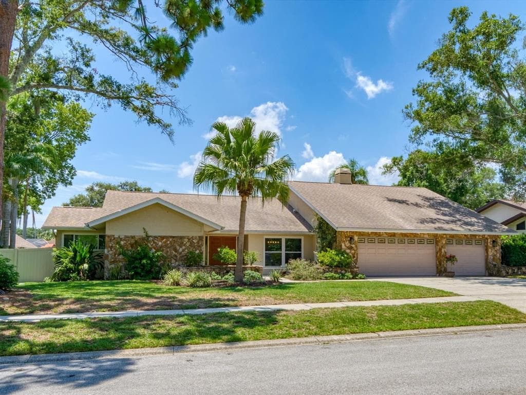 3327 SANDY RIDGE DRIVE CLEARWATER, FL 33761