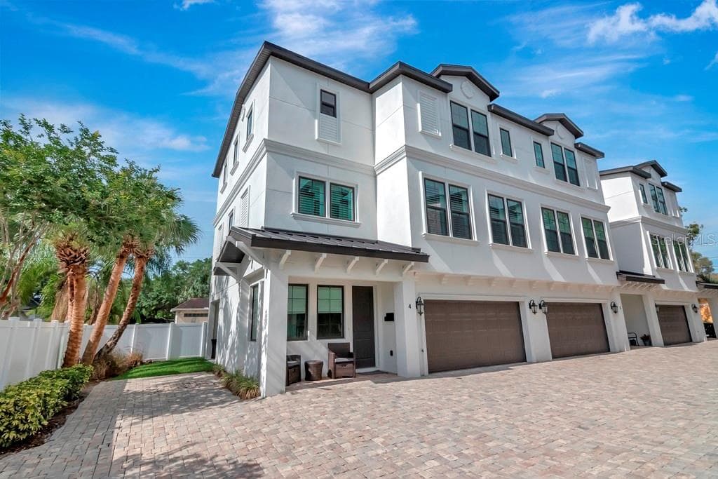 310 S HABANA AVENUE UNIT 4 TAMPA, FL 33609